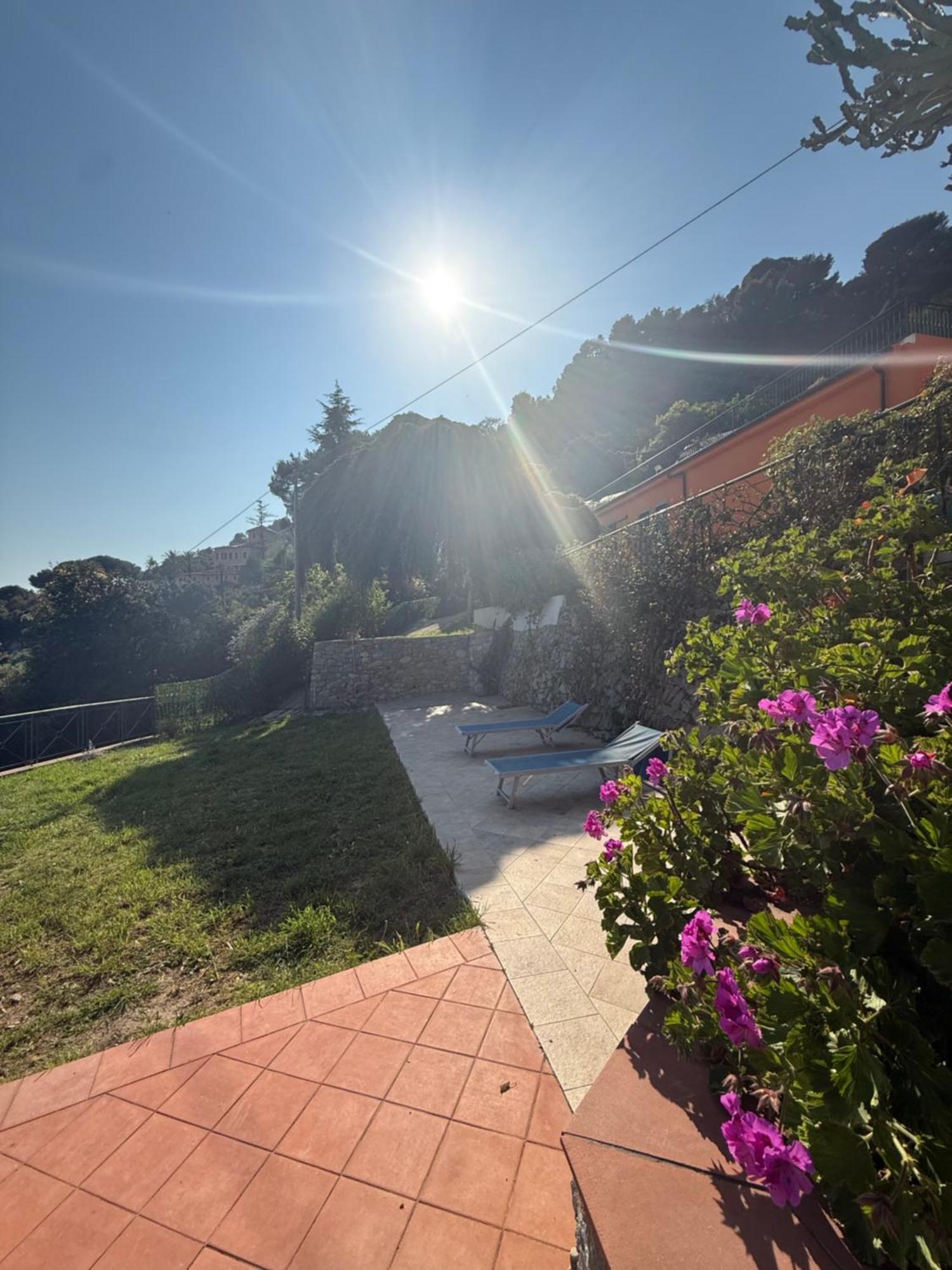 Agriturismo Un Mare Di Fiori Ventimiglia Bagian luar foto