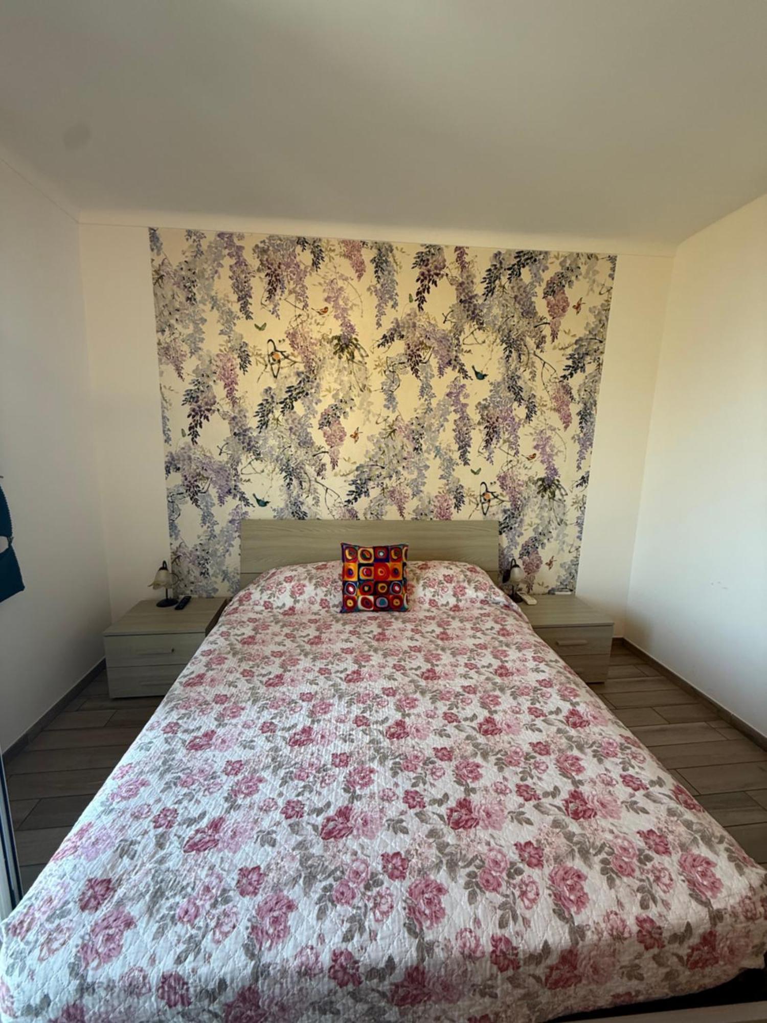 Agriturismo Un Mare Di Fiori Ventimiglia Bagian luar foto
